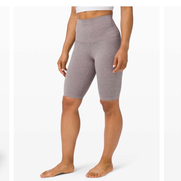 Lululemon Athletica Lululemon Align Super High Rise Short *10" - Size 4 - Picture 3 of 10